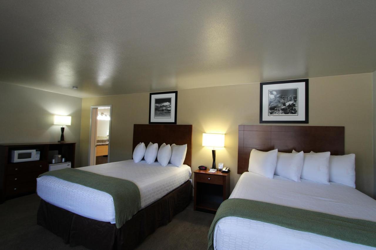 Dinosaur Inn & Suites Vernal Ngoại thất bức ảnh